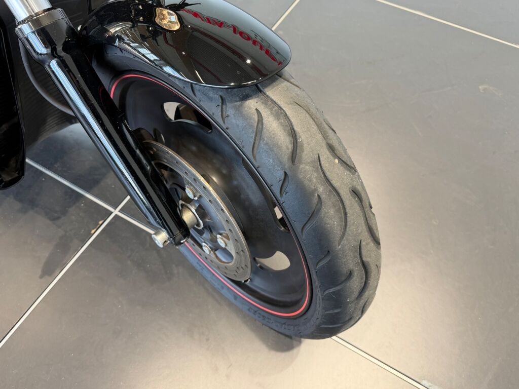 Harley-davidson VRSC 2007 Musta