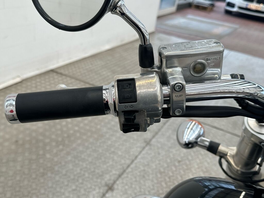 Honda VTX 2003 Musta