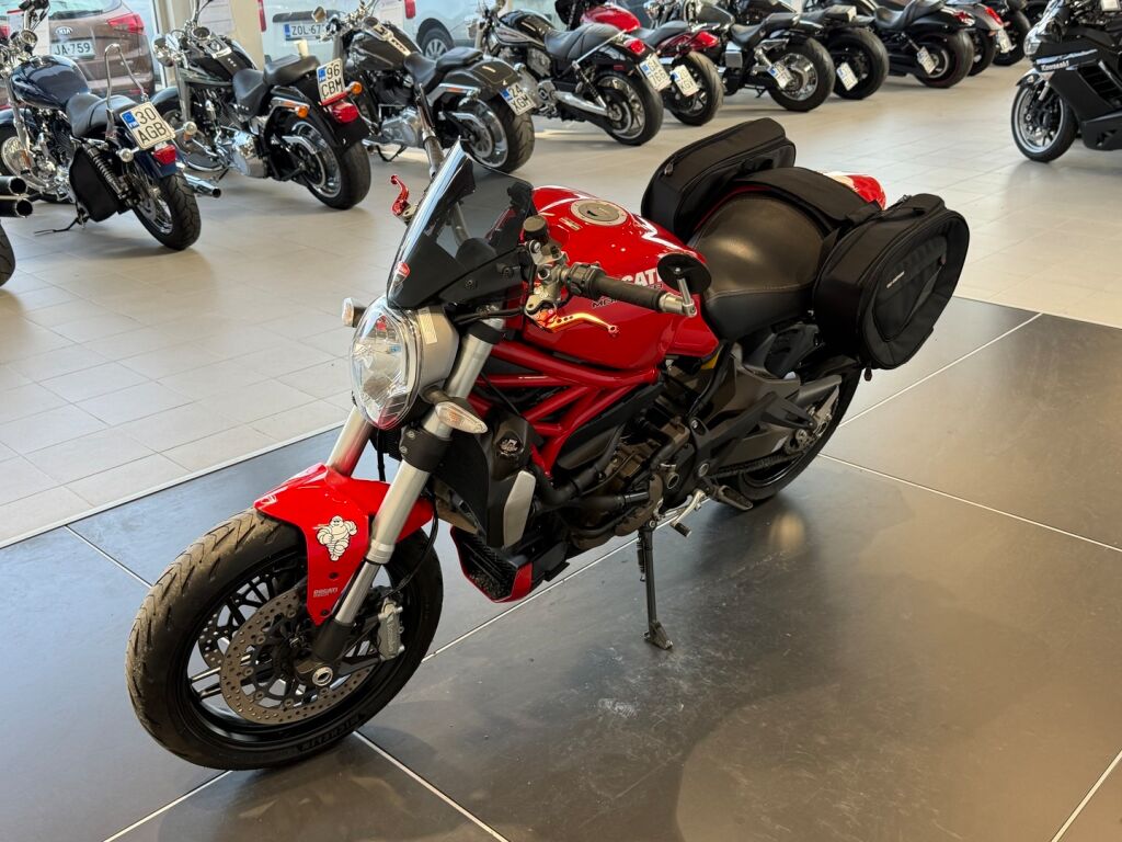 Ducati MONSTER 2015 Punainen