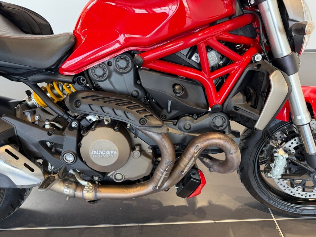 Ducati MONSTER 2015 Punainen