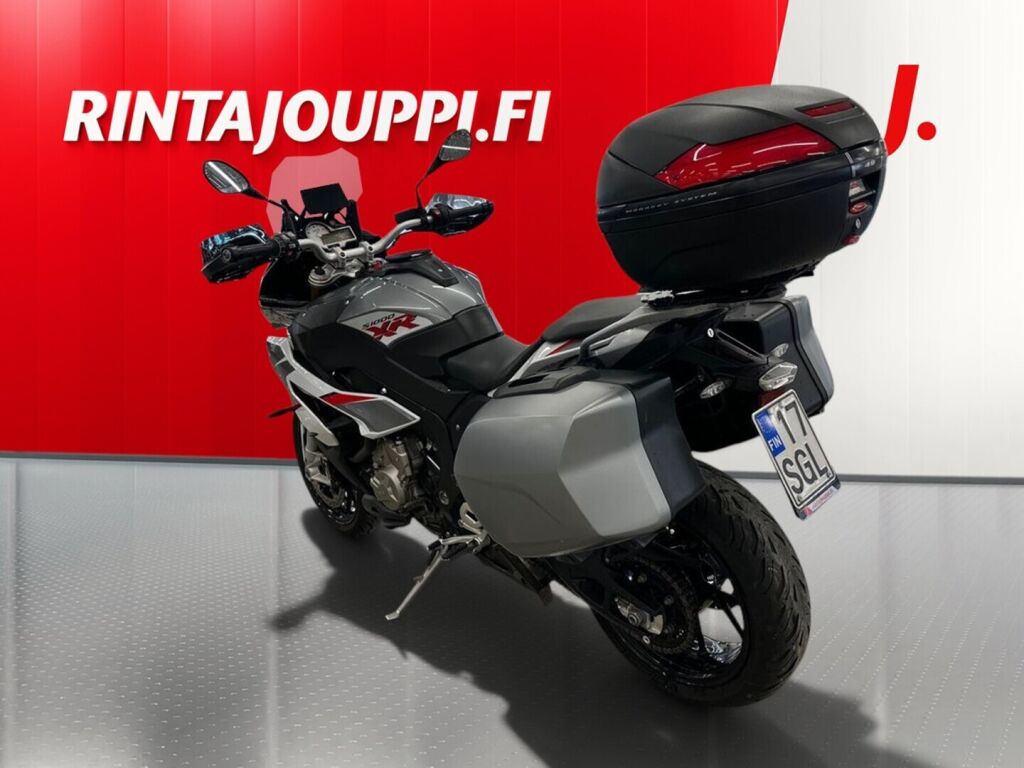 BMW S 2018 