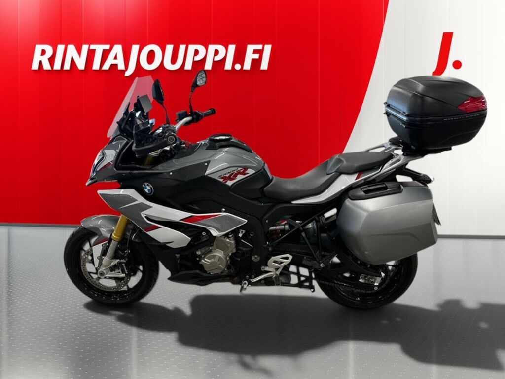 BMW S 2018 
