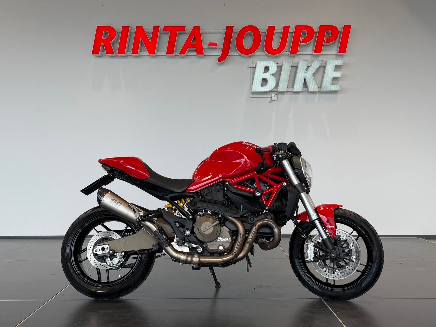 Ducati MONSTER