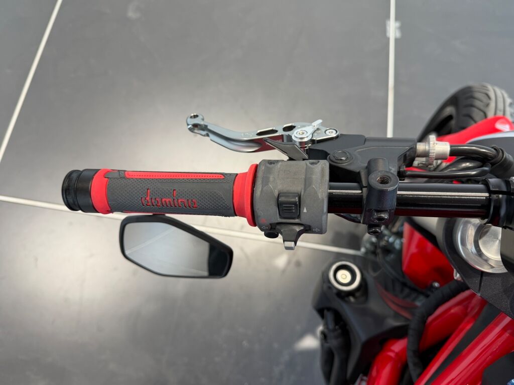 Ducati MONSTER 2014 Punainen