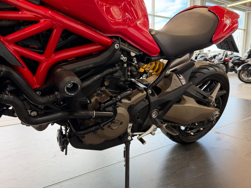 Ducati MONSTER 2014 Punainen