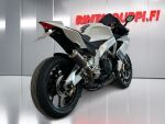 Aprilia RSV4 2010 9