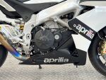 Aprilia RSV4 2010 9