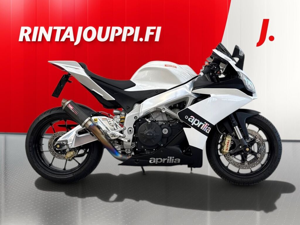 Aprilia RSV4 2010 9