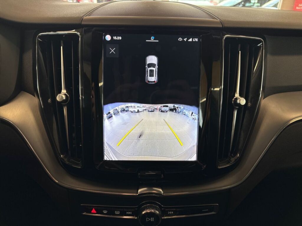 Volvo XC60 2024 met.beige
