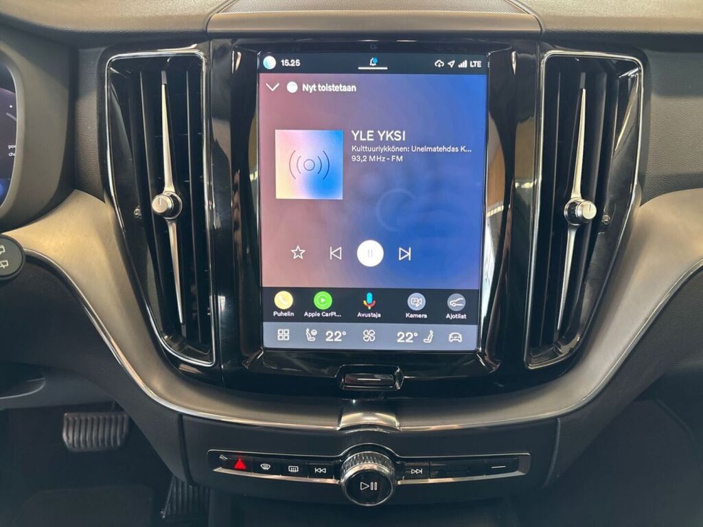 Volvo XC60 2024 met.beige