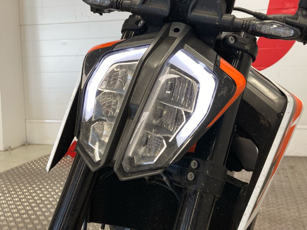 Ktm 890 2021 