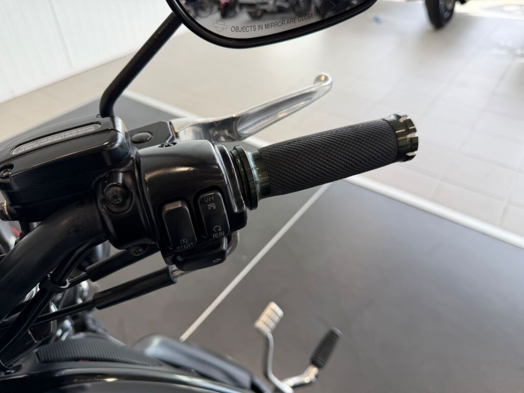 Harley-davidson VRSC 2009 Musta