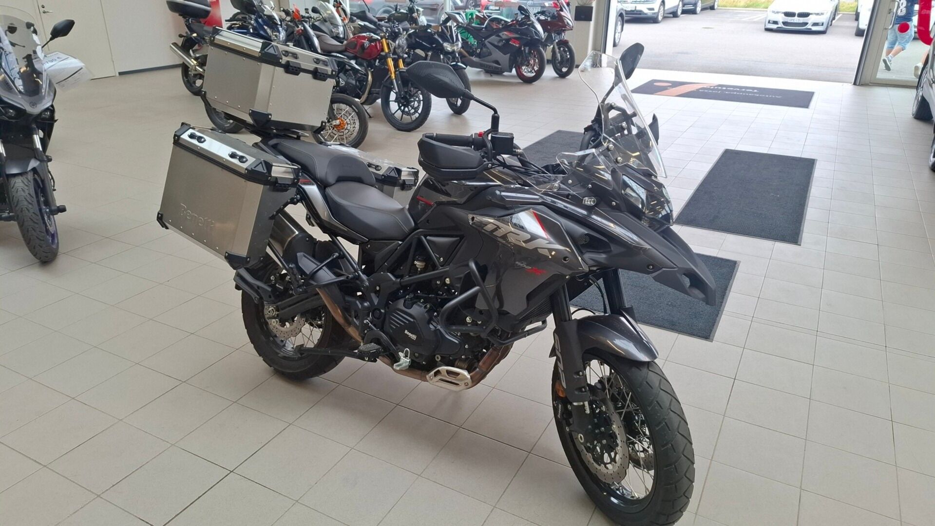 Benelli TRK