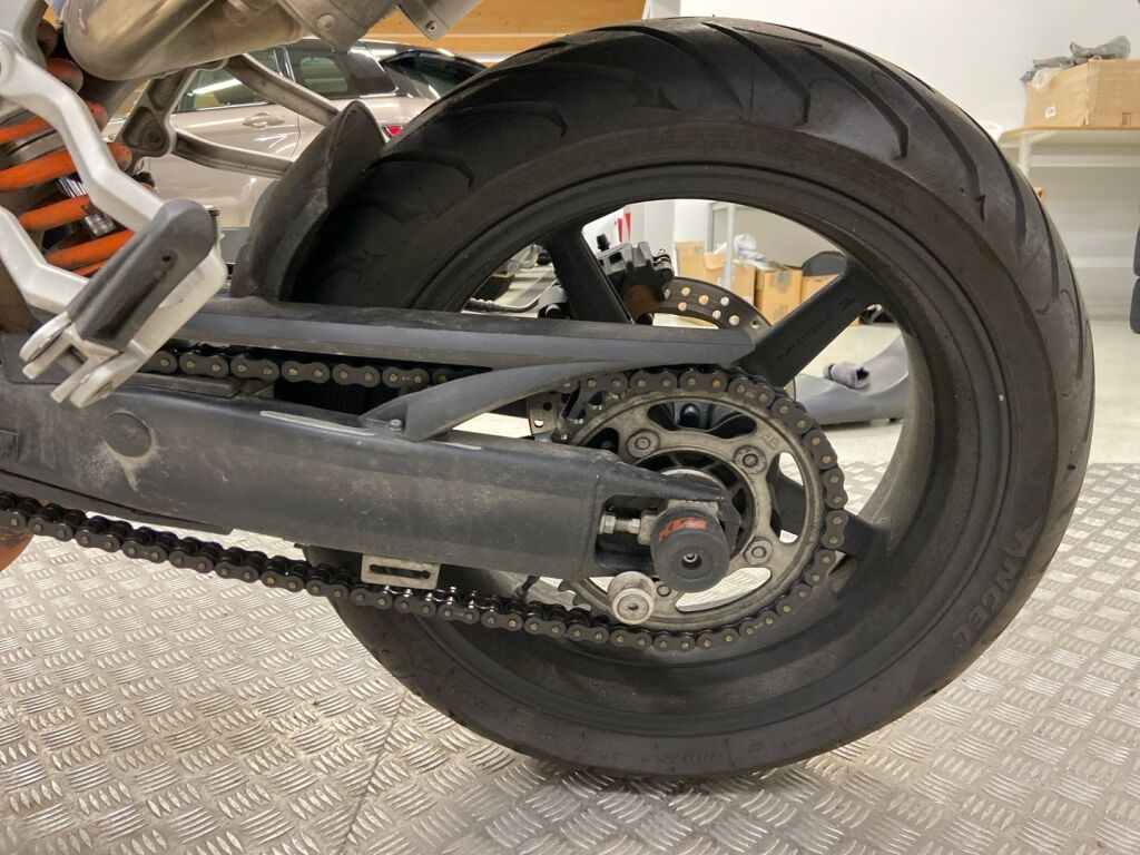 Ktm 990 SUPERMOTO T 85kW 2011 