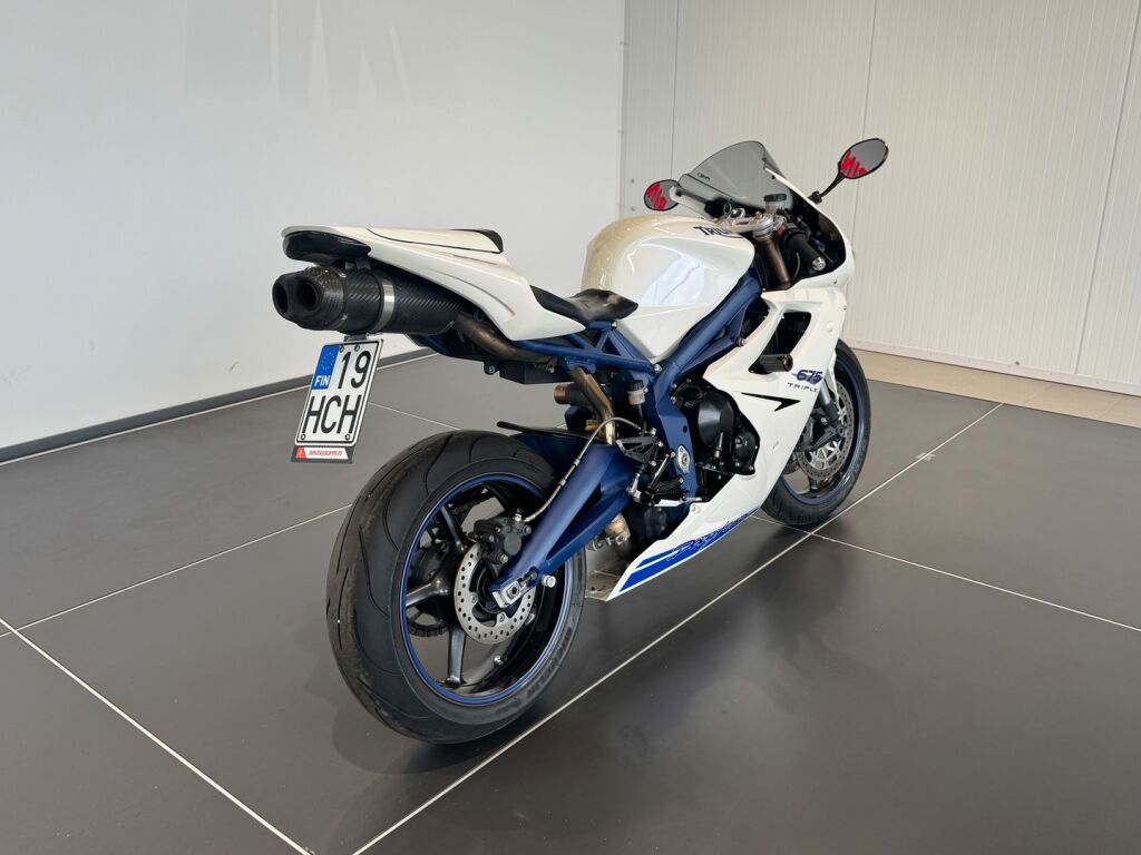 Triumph DAYTONA 2011 