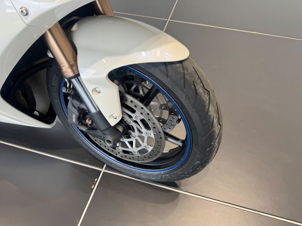 Triumph DAYTONA 2011 