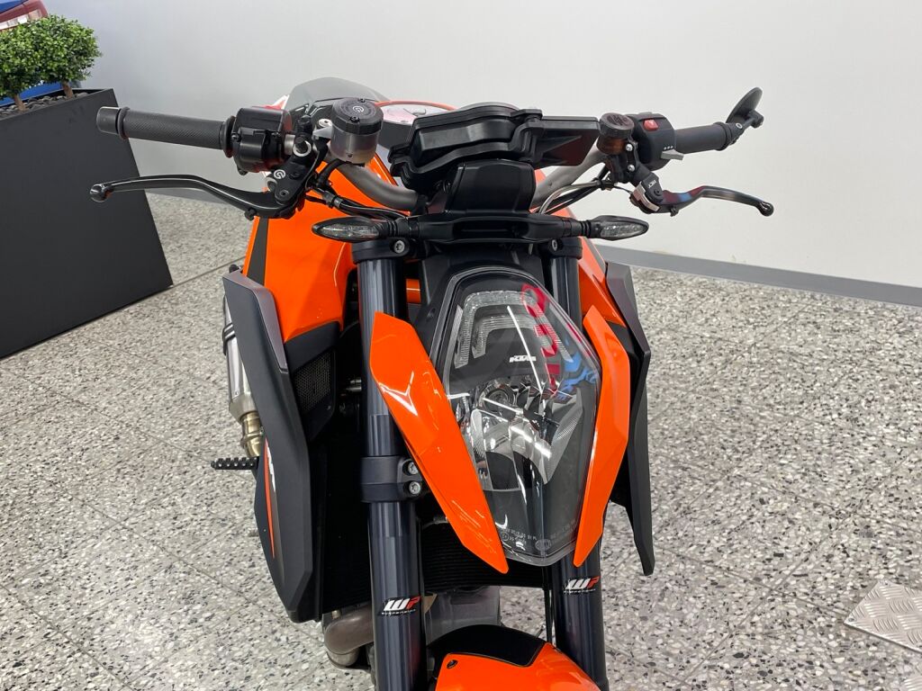 Ktm 1290 2015 Oranssi