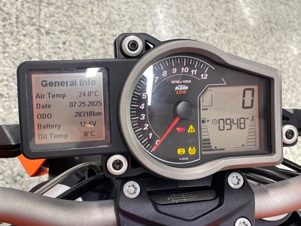 Ktm 1290 2015 Oranssi