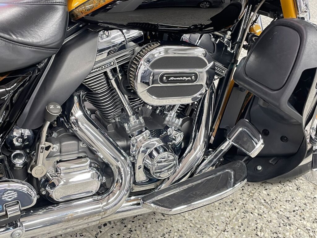 Harley-davidson CVO 2015 
