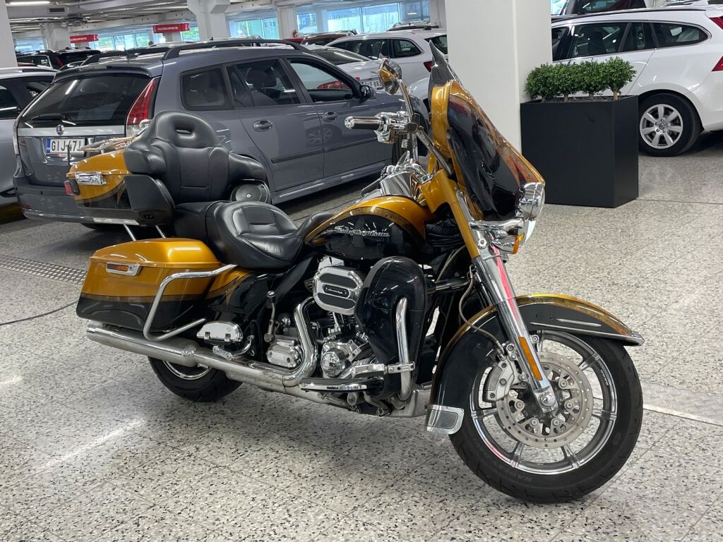Harley-davidson CVO 2015 