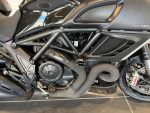 Ducati DIAVEL 2012 Musta