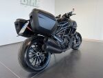 Ducati DIAVEL 2012 Musta