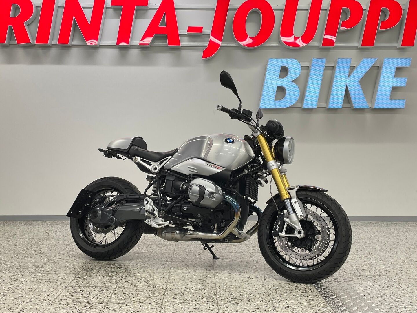 BMW R