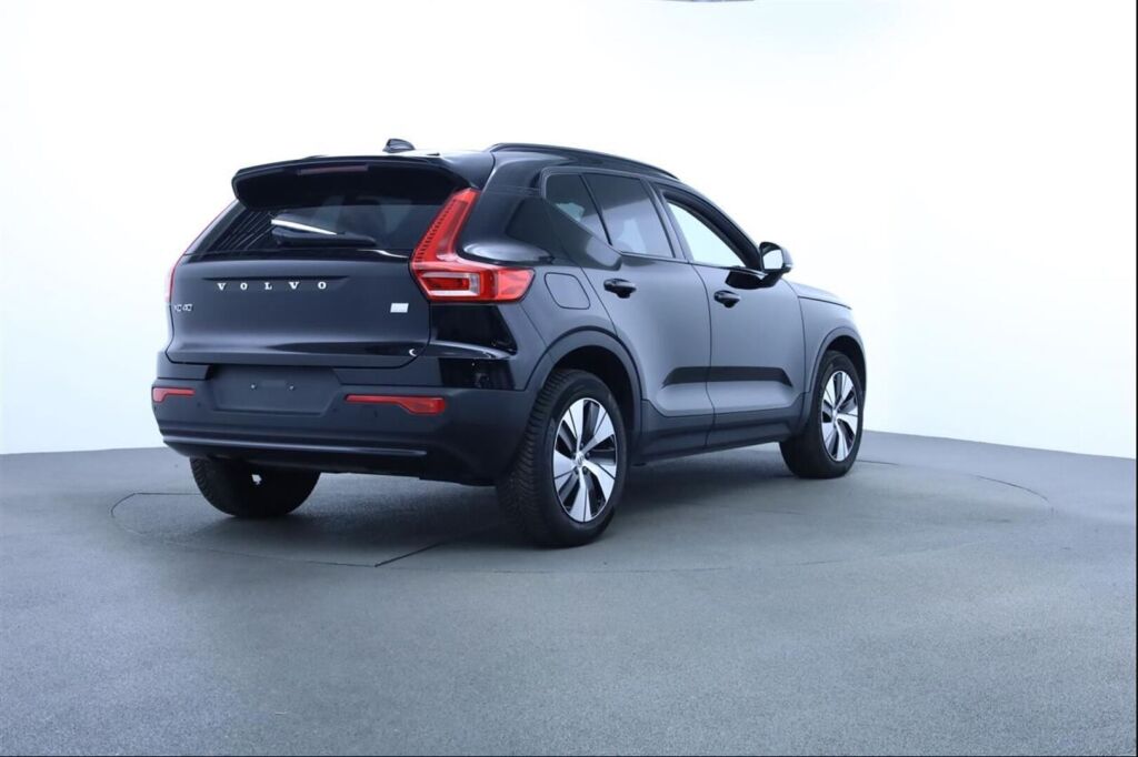 Volvo XC40 2023 