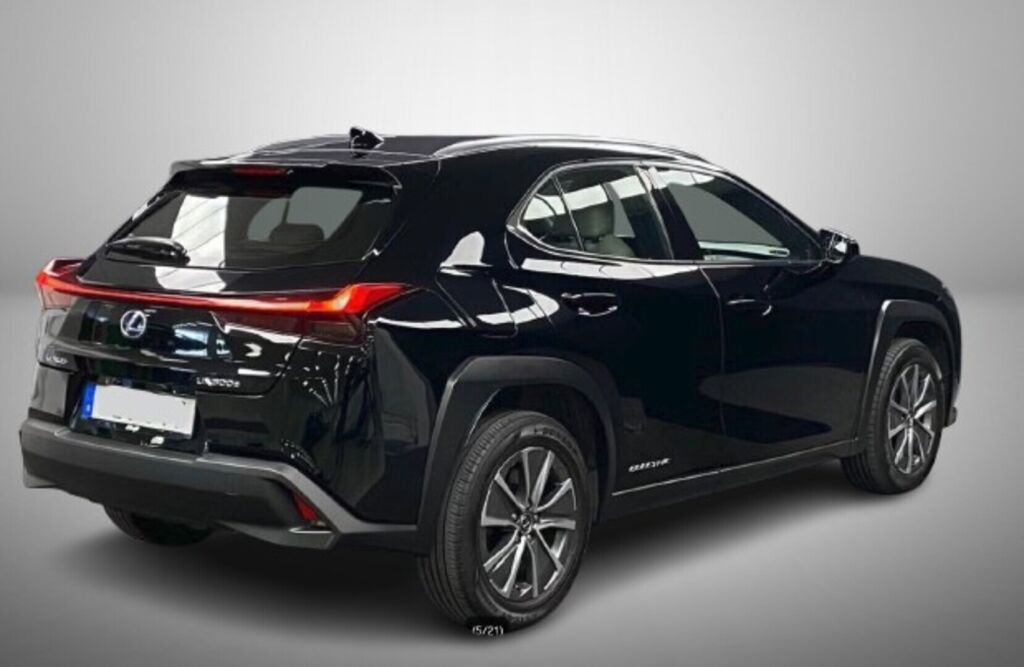 Lexus UX 2021 Musta