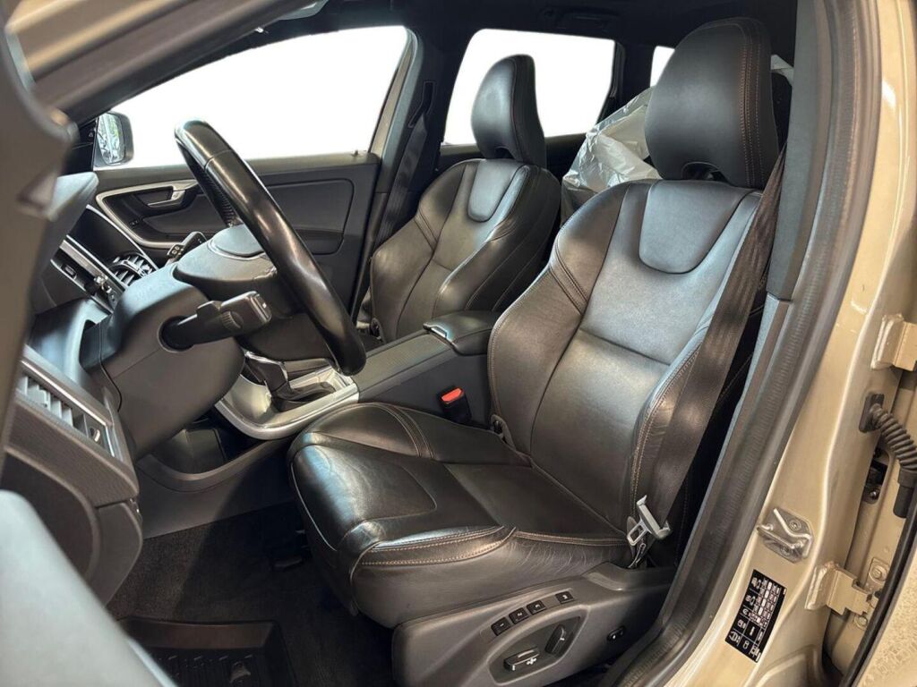 Volvo XC60 2017 Hopea