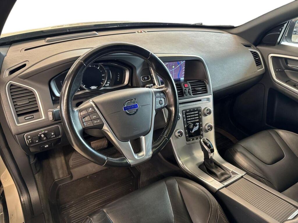 Volvo XC60 2017 Hopea