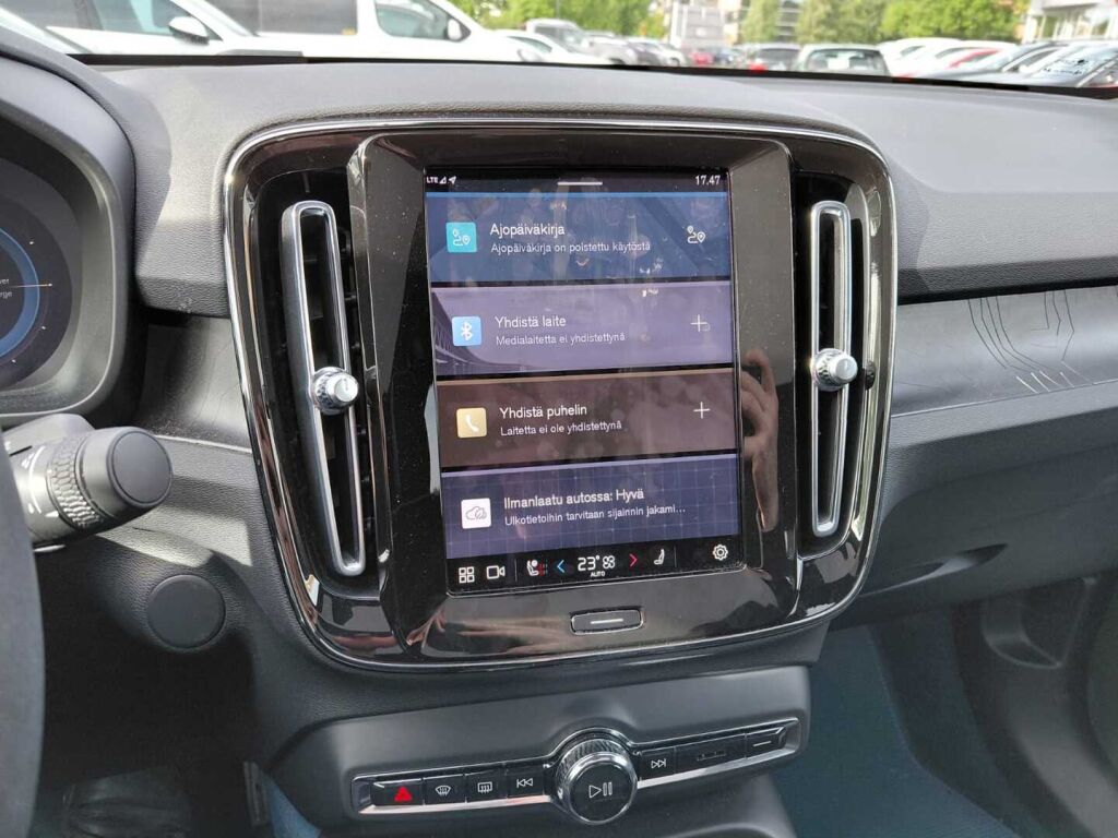 Volvo C40 2023 