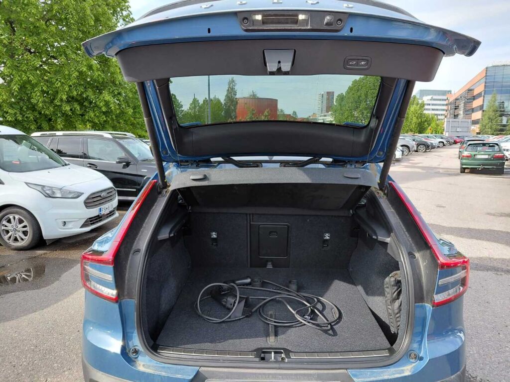 Volvo C40 2023 