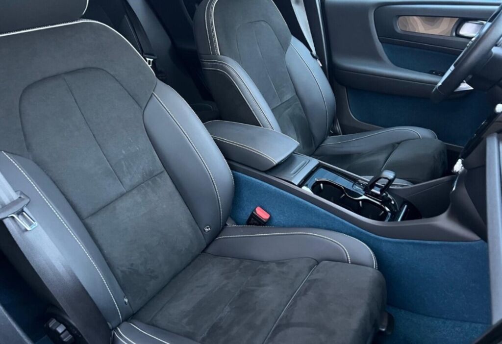 Volvo C40 2023 
