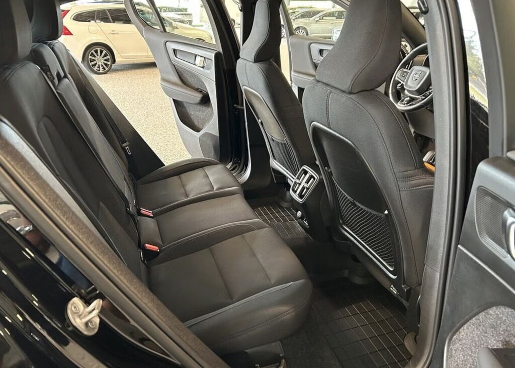 Volvo C40 2023 