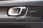 Volvo C40 2023 Musta (Onyx Black)