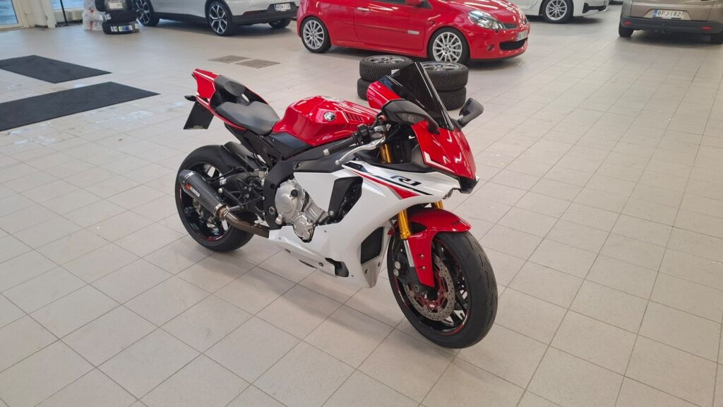 Yamaha YZF-R1 2016 