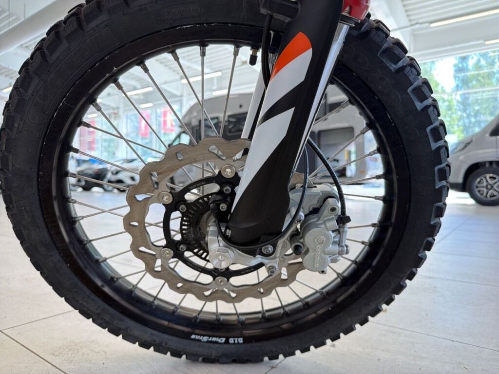 Ktm 690 2021 