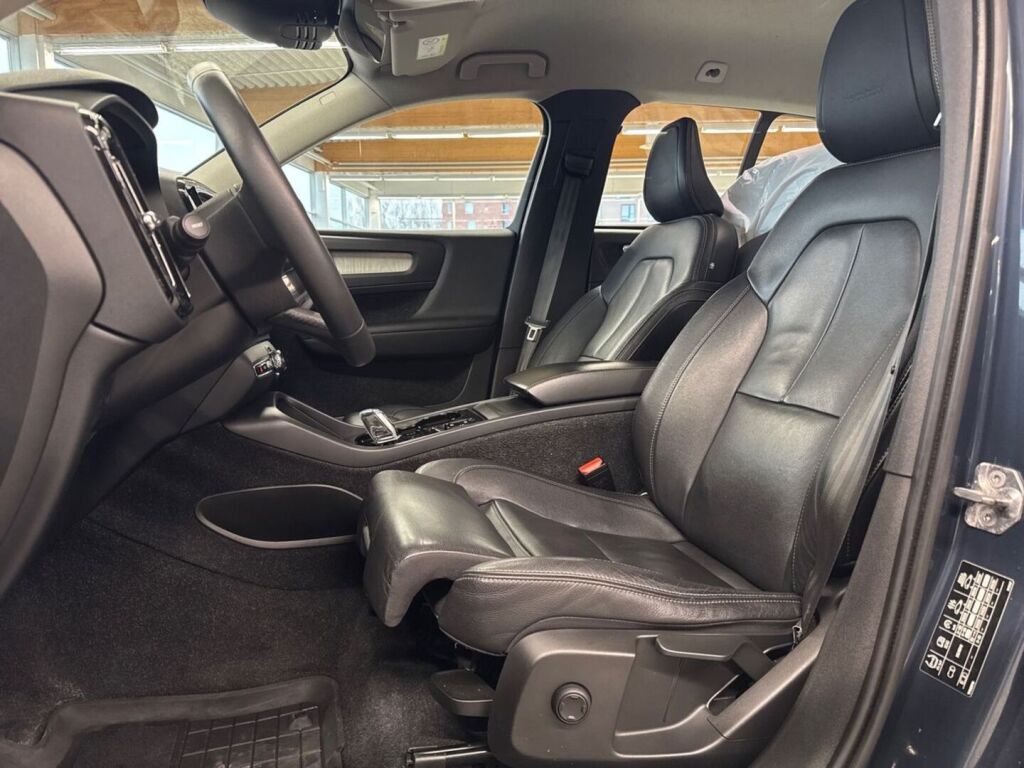 Volvo XC40 2019 Sininen