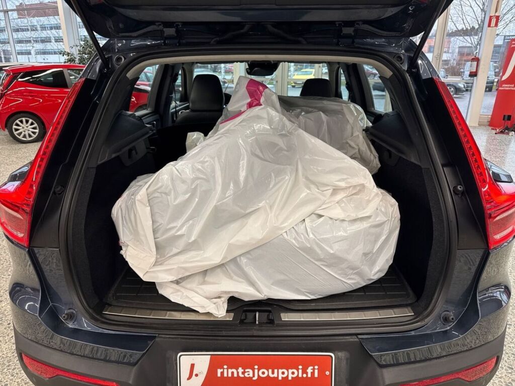 Volvo XC40 2019 Sininen