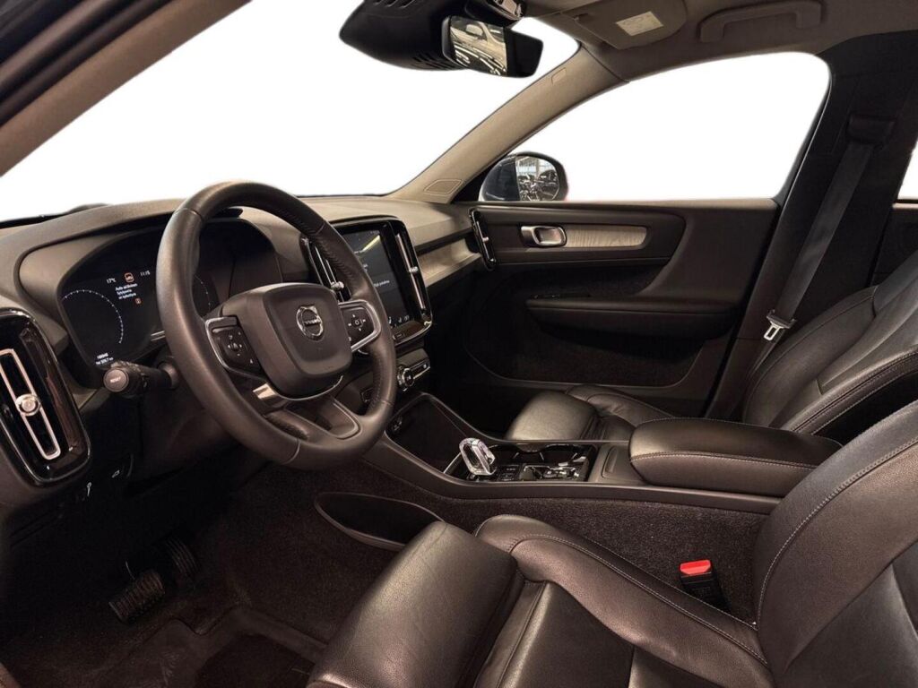 Volvo XC40 2019 Sininen