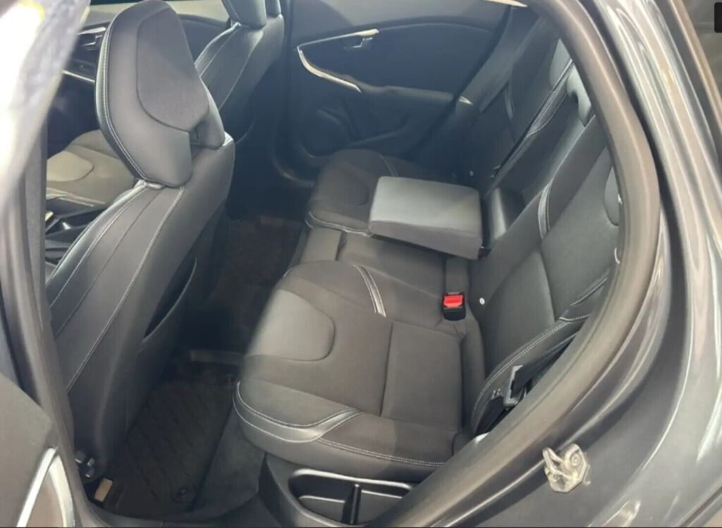 Volvo V40 2014 