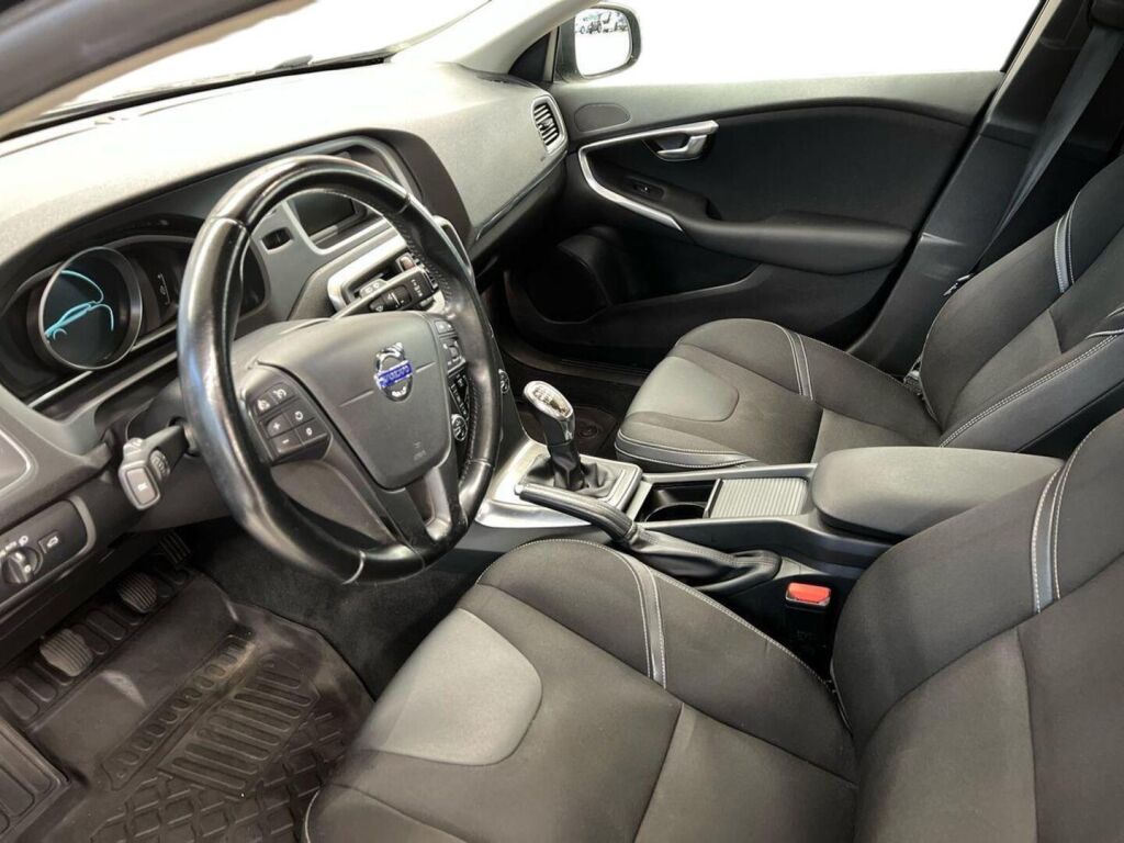 Volvo V40 2014 