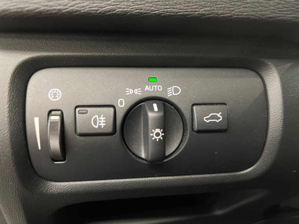 Volvo V40 2014 