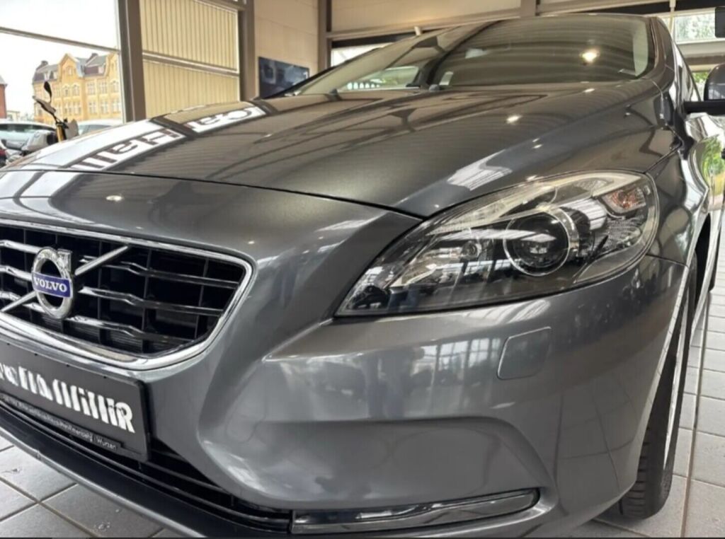Volvo V40 2014 