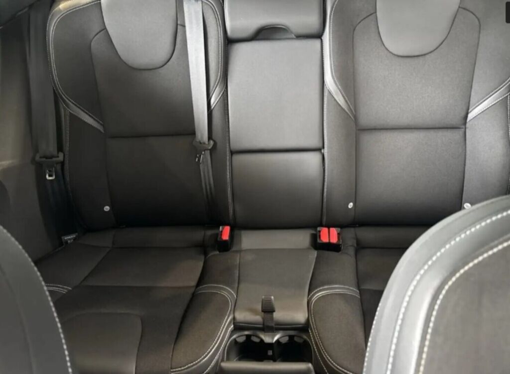 Volvo V40 2014 