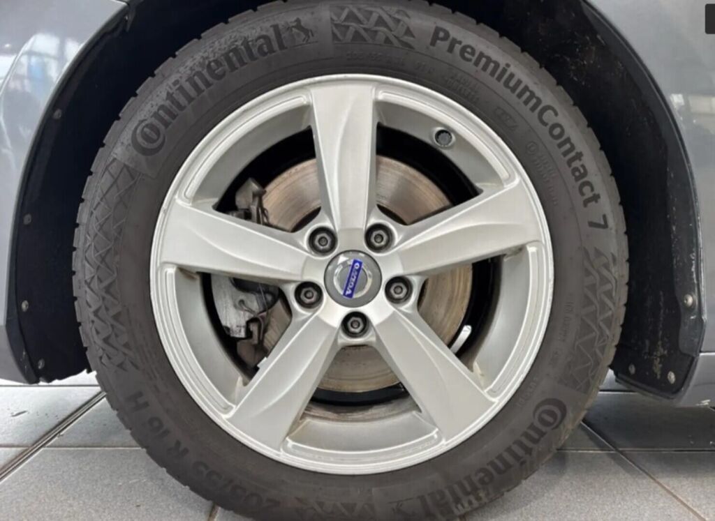 Volvo V40 2014 