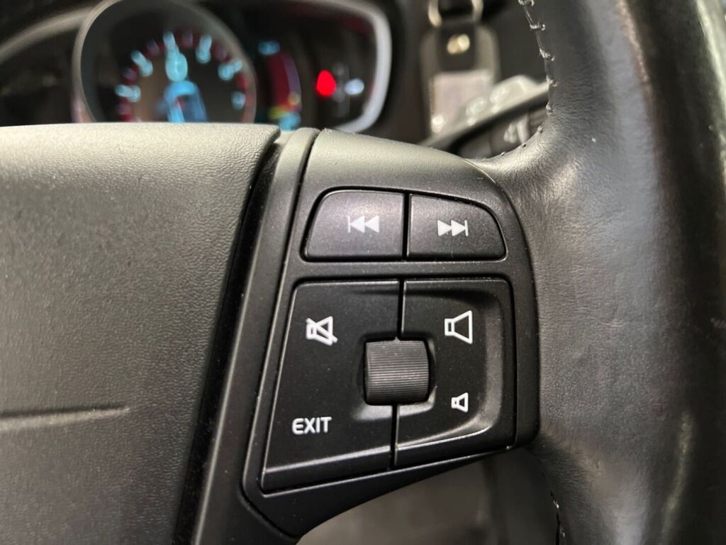 Volvo V40 2014 
