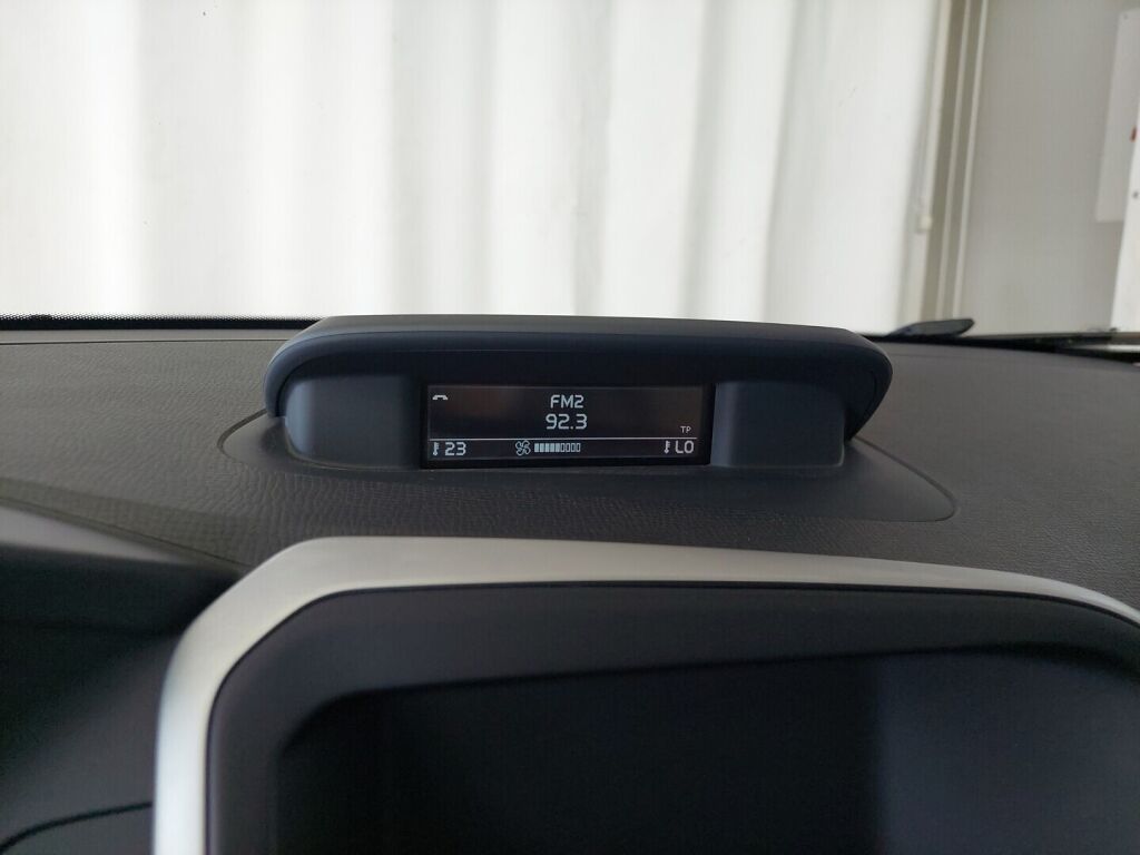 Volvo XC60 2011 Punainen