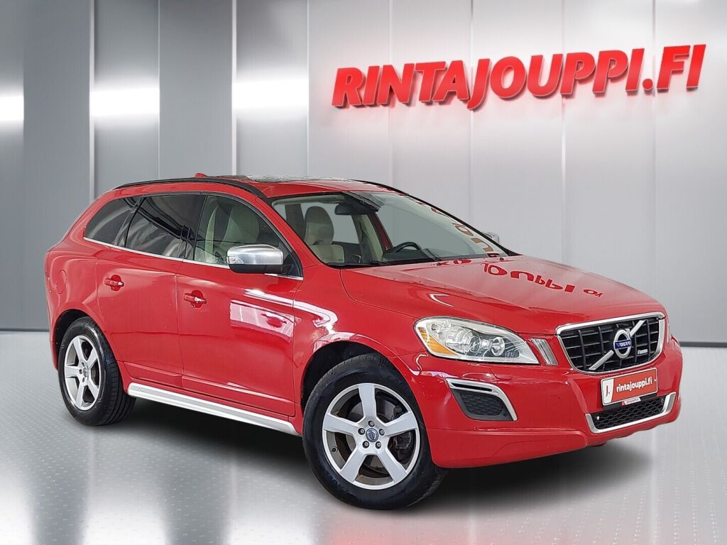 Volvo XC60 2011 Punainen